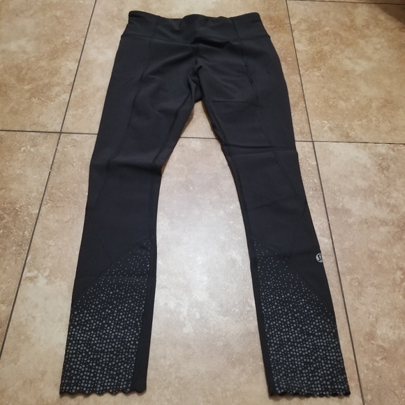 lululemon athletica Pants - Lululemon tight stuff tights black scalloped sz 4